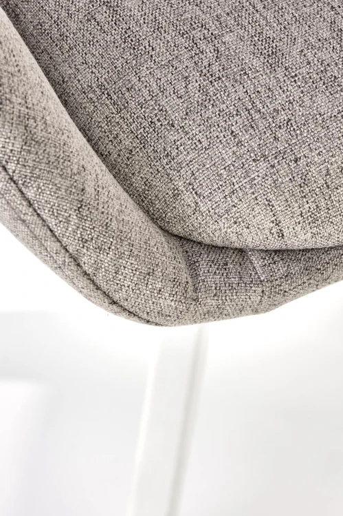 50d3854f27326c834d4753237e464c57