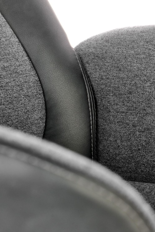 d800be737818d0a587bb14151a06d5a0