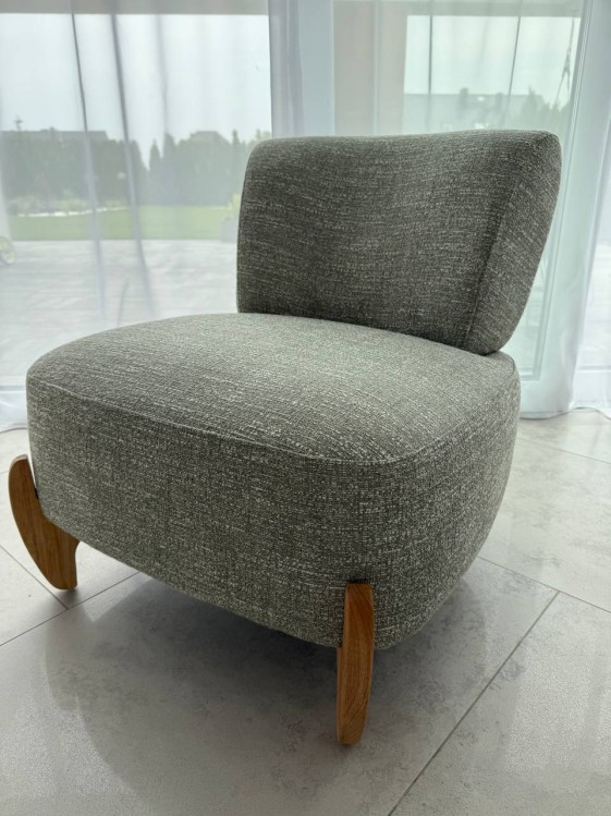 b15ce658104f9e0a8167cd0af58eeb16