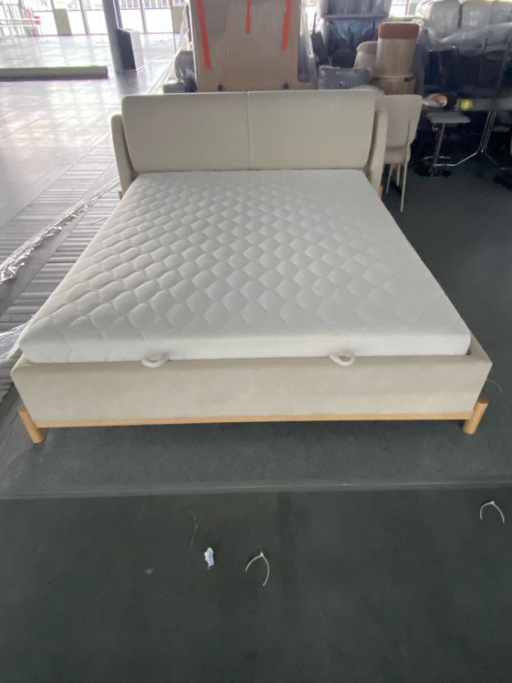 7cf138990b77d57ed24a89433568e241